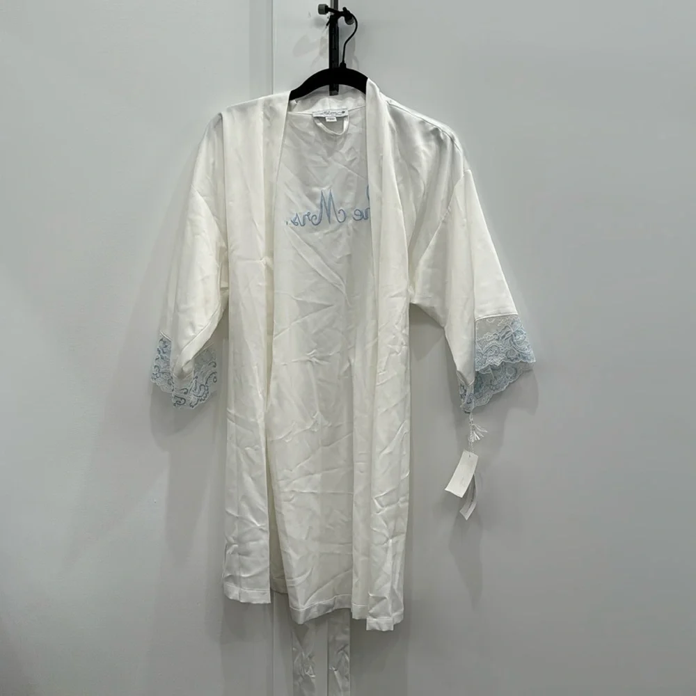 NWT In Bloom Mrs satin robe size x small